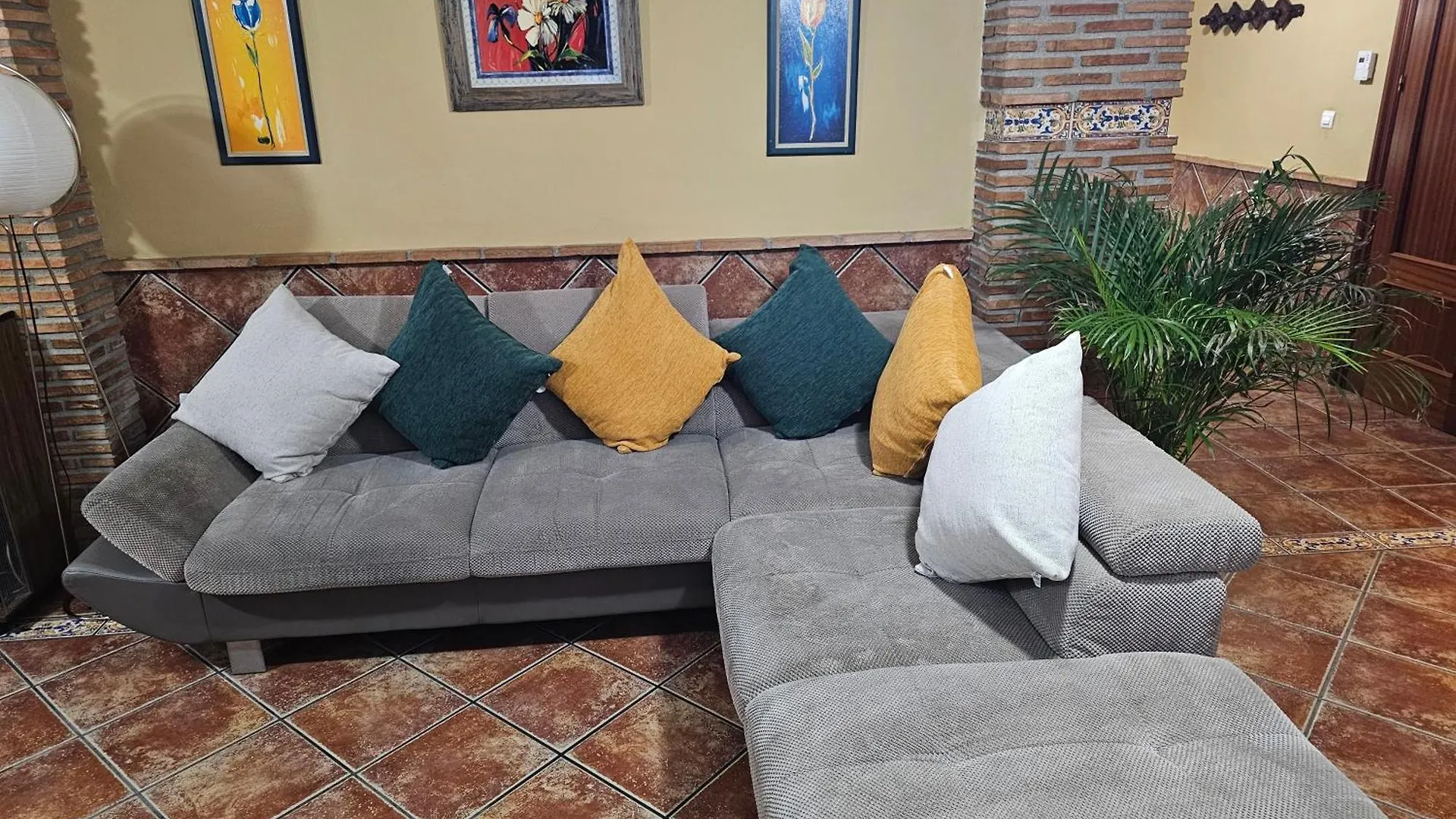 Apto-En El Bajo De La Casa-Estilo Rustico En Dilar 0*,